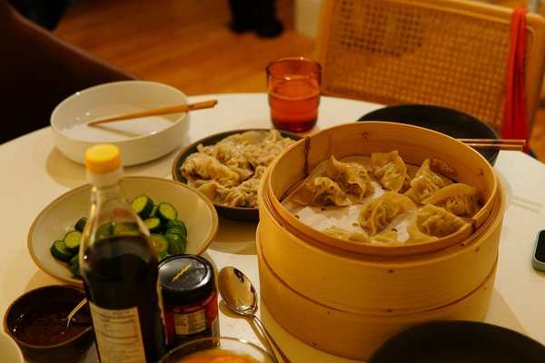 Quelle croisière propose des ateliers de cuisine asiatique en Chine?